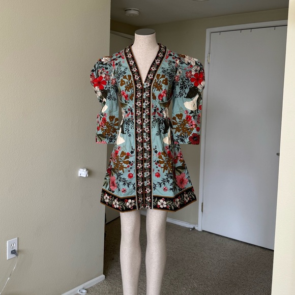 Farm Rio Blue Beauty Bouquet Mini Dress XS NWT - Picture 2 of 12